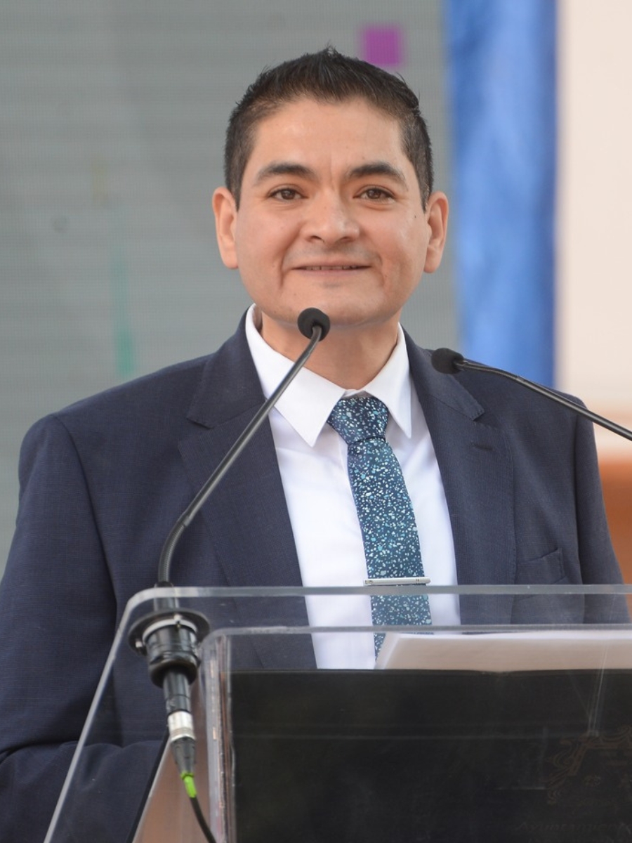 Mtro. Arturo Hernández Vázquez - Presidente Municipal